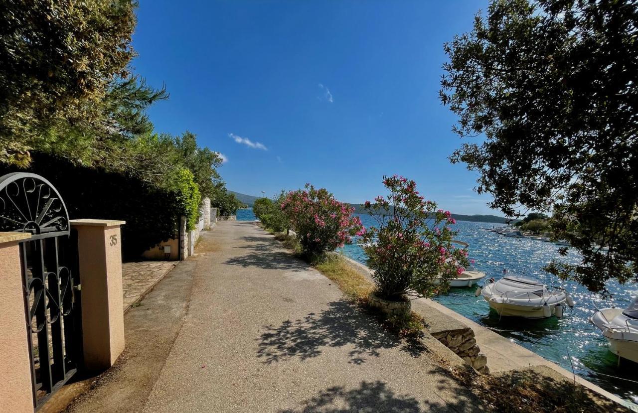 Apartments Paradise Zaboric Buitenkant foto